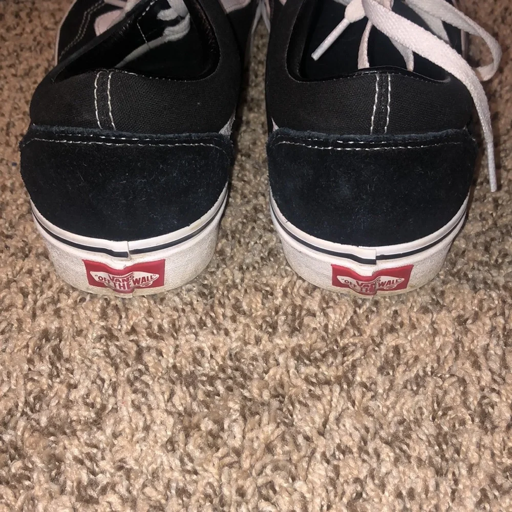 Vans - Picture 5 of 6